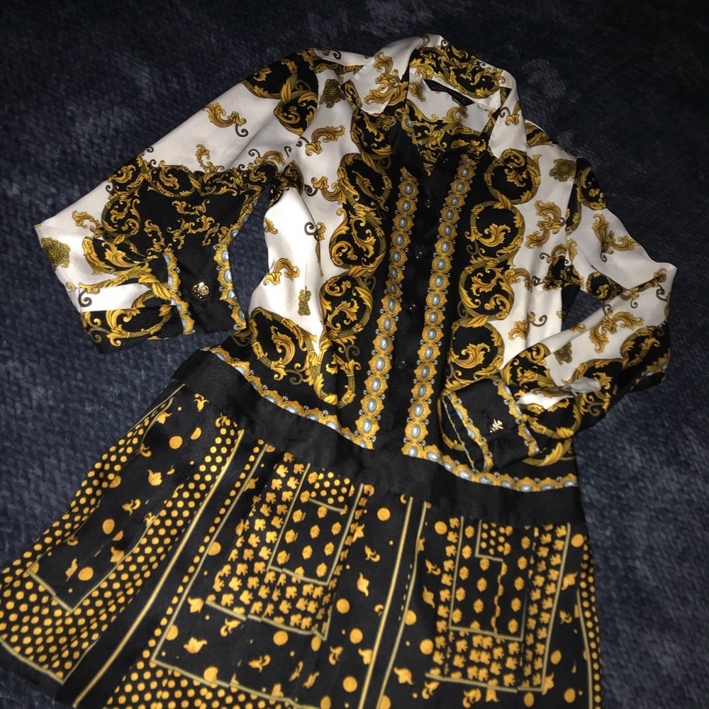 ZARA DRESS, super nice, no damage.